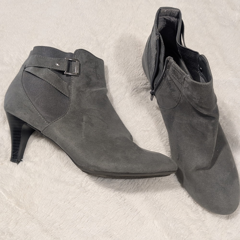 Elegant Gray Women's Ankle Boots